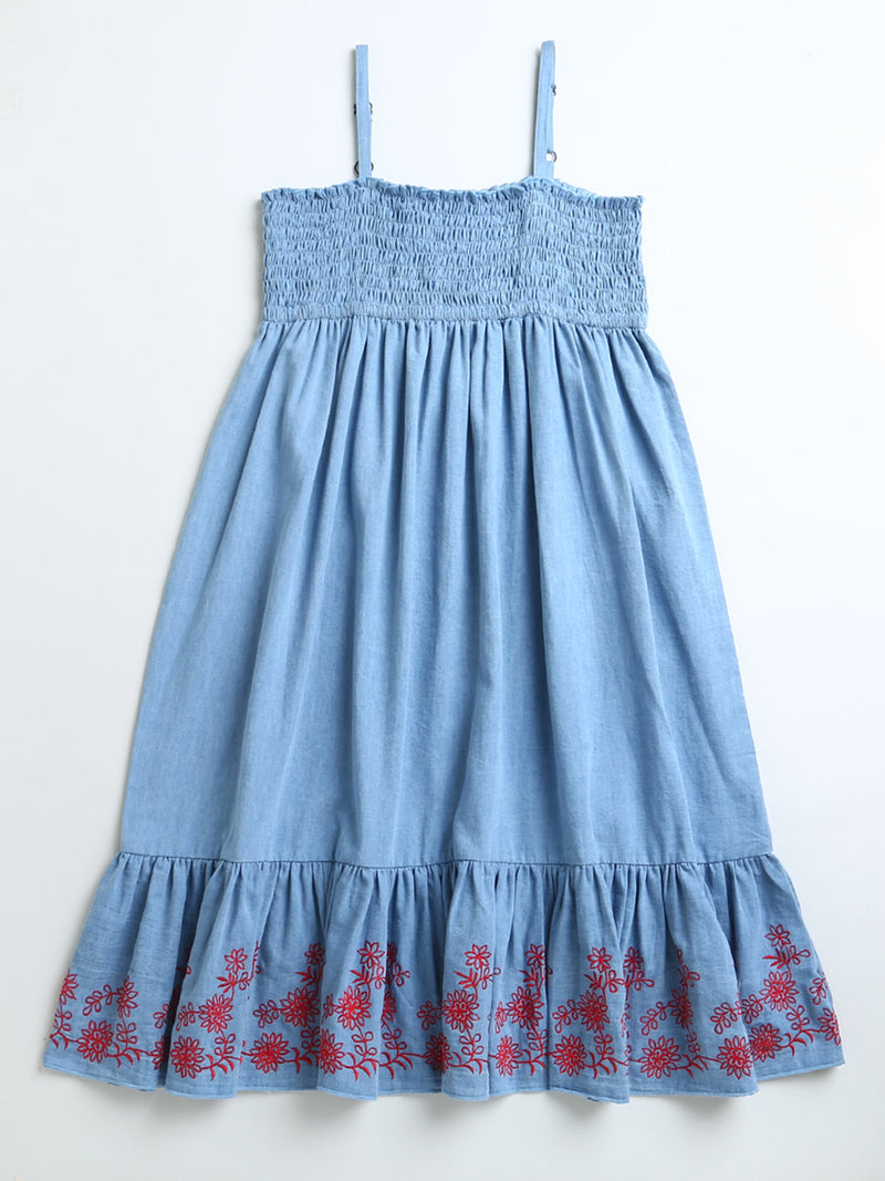 Blue Sleeveless Bottom Embroidery Dress