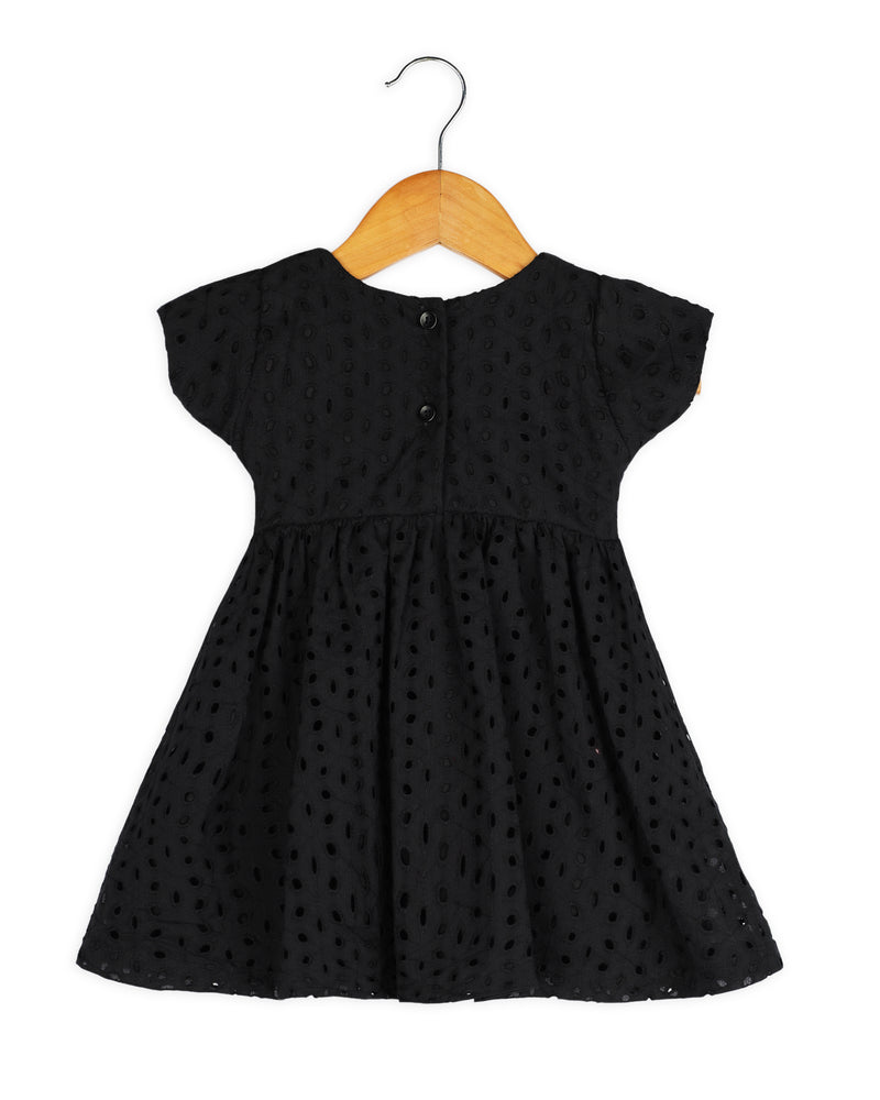 Black short sleeve dress